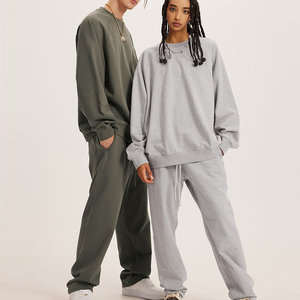 Conjuntos Deportivos Personalizados con Logotipo para Hombre, Trajes de Felpa, Conjuntos Deportivos Lisos, Pantalones Deportivos Unisex y Conjuntos de Cuello Redondo - Product Image 1