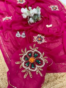 Sari de Georgette estilo Bollywood más hermoso de la India para damas Trabajo de bordado de secuencia pesada Último vestido de diseño de ropa de fiesta - Product Image 5