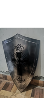 Bouclier médiéval des Templiers, design de bouclier de chevalier médiéval avec croix.