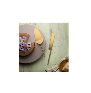 HANDMADE DESIGN IN NEW STYLE IN METAL <b>CAKES</b> <b>SERVER</b> METAL <b>CAKES</b> <b>SERVER</b> IN NEW LOOK HANDMADE - Product Image 1