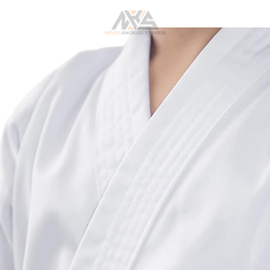 Uniforme de Karate de algodón de alta calidad para estudiantes y adultos Ropa deportiva cómoda y duradera con cinturón gratis Servicio OEM disponible - Product Image 5