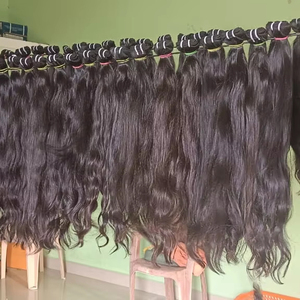Extensions de cheveux humains bruts alignés sur les cuticules vierges du temple indien Faisceaux ondulés bouclés de couleur naturelle de fournisseurs fiables - Product Image 1