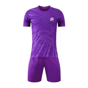 Fabrication en usine de vêtements de sport, uniforme de football, couleur personnalisée, uniforme de football de haute qualité pour adultes - Product Image 1