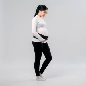 Cinturón de Embarazo Premium con Doble Velcro Resistente y Material Transpirable y Elástico: Cómodo y Seguro para Mujeres Embarazadas - Product Image 4