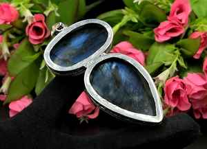 Pendentif en pierre précieuse Labradorite naturelle fait à la main en argent sterling 92.5 avec placage à l'or bijoux de guérison en grande pierre pour les fiançailles - Product Image 5