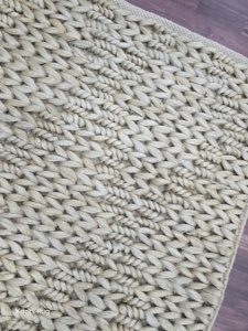 พรมทอมือแบบมีหลายสีที่สวยงามหลากสีสันสามารถปรับแต่งขนาดได้และมีหลายสี - Product Image 3