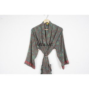 Robe de chambre kimono longue en soie douce pour femme, motif floral patchwork, idéale pour l'été et l'automne, pour la plage et la maison - Product Image 2