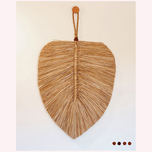 Arte sofisticado de fibra natural de alta gama para colgar en la pared de ratán y algas marinas para interiores bohemios contemporáneos - Product Image 4