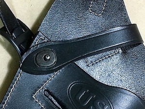 Funda de hombro táctica de cuero PU, accesorio de revistas de transporte oculto para caza, revistas para axilas, transporte de hombro - Product Image 3