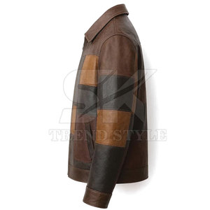 Veste en cuir patchwork de style motard pour homme avec panneaux structurés et détails zippés Veste en cuir patchwork moderne pour homme - Product Image 3