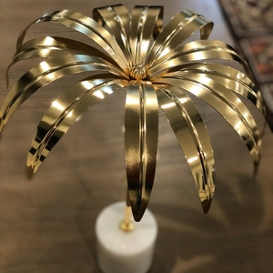Design moderne élégant Palmier doré Marbre Bas Métal brillant Sculpture décorative Haute demande Home Art Enhancement Handicraft - Product Image 6