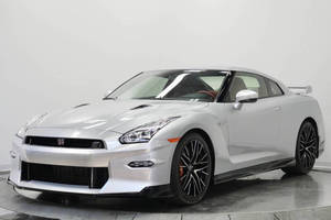 GTR Sport Automatique 2024 d'occasion, 5 places, phares LED, pneus R17, émission Euro VI, intérieur tissu, conduite à gauche, à vendre - Product Image 2