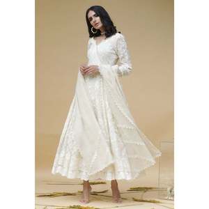 ชุดอังการาสำหรับผู้หญิง พร้อมผ้าคลุมไหล่และกางเกง - Product Image 3