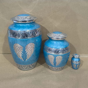 Urna Funeraria Decorativa de Metal de Diseño Moderno y Lujoso, Hecha a Mano, Personalizada, con Alas Metálicas, de Gran Capacidad (3-4L), Color Negro - Product Image 1