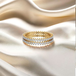 Anillo de Eternidad de Oro Amarillo con Diamantes, Engaste Pavé, Corte Brillante Redondo, Geométrico Clásico, Joyería de Boda Unisex - Product Image 4