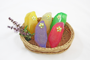 Cuộc Sống Meri 100G Violet & Loofah Nhẹ Nhàng Tẩy Da Chết Xà Phòng Cho Massage Da Làm Sạch Buổi Sáng Và Buổi Tối Sử Dụng - Product Image 5