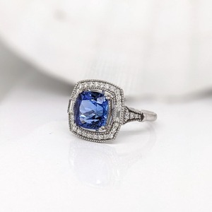 Bague élégante en pierre précieuse émeraude Or blanc 14 carats Solide Coupe coussin 8 mm Pierre de naissance de décembre Tendance Fête Mariage - Product Image 3