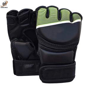 Venta al por mayor de guantes MMA de calidad superior profesional de etiqueta privada Equipo de Boxeo y protección - Product Image 3