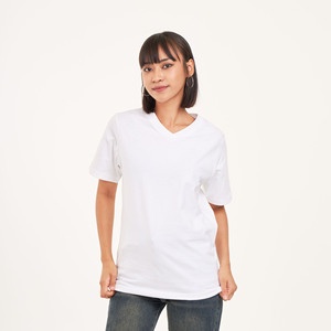 Camiseta ligera informal de algodón 100% con cuello en V para mujer, camiseta de manga corta de buena calidad XS XL, tallas disponibles, Camiseta con estampado de logotipo personalizado - Product Image 2