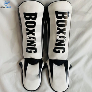 Protège-tibias personnalisés de haute qualité, protège-tibias de football en fibre de carbone, protège-tibia pour le football pas cher - Product Image 2