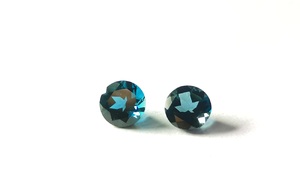 Vente en gros 12mm grande taille topaze bleue de Londres pierres rondes taille brillant saphir naturel vert pierre précieuse par carat - Product Image 3