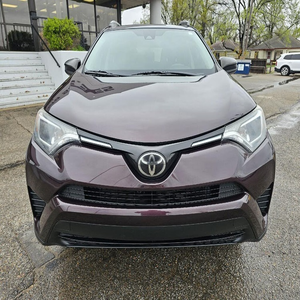 TOYOTA RAV4 LE 2018 D'OCCASION CÔTÉ GAUCHE/DROIT - Product Image 1