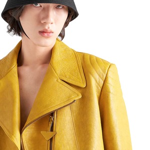 Chaqueta de Piel de Oveja para Mujer, Diseño de Lona Estampada, Calidad Premium, Impermeable, Transpirable, Reversible y Ecológica - Product Image 3