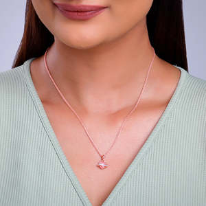 Colgante fino de oro rosa Heartlet Glow con cadena de eslabones Accesorio elegante de dijes - Product Image 2