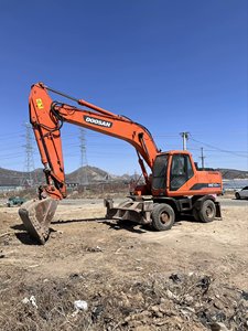Doosan-Excavadora sobre orugas usada, modelo 2023 de 20 toneladas, modelo 90%, nuevos componentes de núcleo certificados, rodamiento de engranaje de motor, precio bajo - Product Image 4