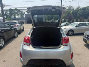 รถยนต์มือสองคุณภาพดีราคาประหยัด ปี 2017 ฮุนได เวโลสเตอร์ พวงมาลัยซ้าย - Product Image 5