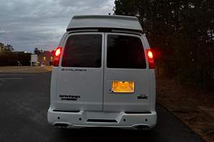 VOITURES D'OCCASION À VENDRE 2023 Savana G2500 Explorerr Conversiion Vhan - Product Image 2