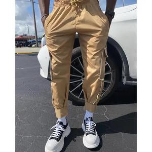 Pantalon coupe-vent personnalisé pantalon réfléchissant pour hommes pantalon en polyester et nylon à 6 poches pantalon streetwear pantalon de jogging cargo pour hommes - Product Image 2