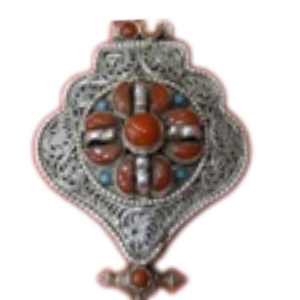 Colgantes tibetanos de metal blanco, Ghau - Product Image 4