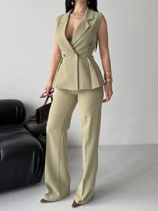 Ensemble blazer sans manches vert olive pour femme avec taille peplum et pantalon large, style bureau, couleur unie - Product Image 5