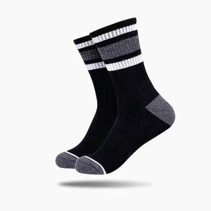 Calcetines Deportivos Transpirables de Secado Rápido Antibacterianos de Alto Rendimiento para Hombre, de Poliéster/Spandex, con Logotipo Personalizado - Product Image 6