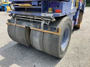 Rouleau Vibrant HAMM Utilisé 14 Tonnes Double Tambour Importé France Kama Engine Gear Core Haute Efficacité 9HP/13HP Certifié CE - Product Image 3