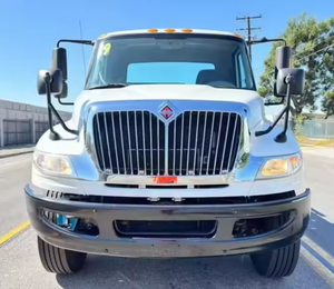 Camión de Remolque de Plataforma Plana Usado, Listo para Exportación, For-International 4300 de 21 pies, 2019, Motor Cummins 6.7L, Transmisión Automática, Volante a la Izquierda/Derecha, Envío Mundial - Product Image 5