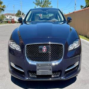 JAGUAR XJ R-SPORT 2017 d'occasion, conduite à gauche/droite - Product Image 1