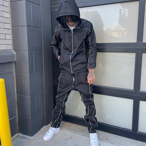 Ensemble survêtement personnalisé pour homme en 2 pièces, pantalon en nylon et sweat-shirt, survêtement ample, survêtement réfléchissant personnalisé, survêtement coupe-vent pour homme - Product Image 6