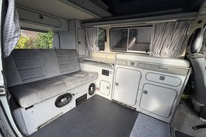Transporter T3 Westfalia de 1990 USADO con Bajo Kilometraje, Motor en Buen Estado, Listo para Enviar - Product Image 6