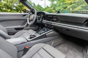 2024 911 Targa 4 Moteur 6 cylindres en ligne biturbo, transmission intégrale, packs Premium et Sport Chrono - Product Image 6