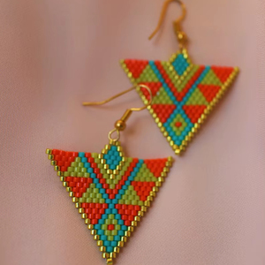 Boho ต่างหูลูกปัดด้วยการออกแบบสีฟ้าครามและลูกปัดแก้วเรียงซ้อนกันของขวัญเครื่องประดับที่ไม่ซ้ำกันจากหัตถกรรม - Product Image 1