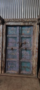 Gabinete de almacenamiento moderno de madera de mango macizo con acabado resistente al agua, diseño multifuncional y patas de metal para sala de estar - Product Image 5