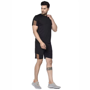 TN Ensembles de t-shirts et shorts respirants pour l'été avec tissu épais et doux personnalisés pour hommes vente en gros - Product Image 1