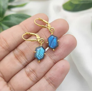 Nouveauté Boucles d'oreilles pendantes en pierre turquoise Vintage serties de pierres unisexe Certifié IGI Créations bouddhistes HARI OM Mariage - Product Image 2
