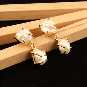 Boucles d'oreilles en perles d'eau douce naturelles, vente directe d'usine, plaqué or, réglage de broche, clous d'oreilles push back, bijoux cadeau pour femme - Product Image 3