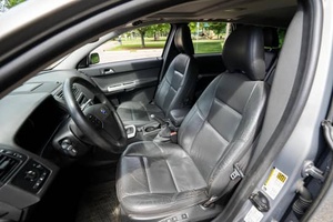 VOLVO V50 T5 AWD 2006 d'occasion, conduite à gauche/droite - Product Image 3