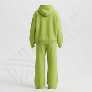 Conjunto de Dos Piezas de Sudadera con Capucha y Pantalones Deportivos para Mujer con Logotipo Personalizado, Estilo Holgado con Hombros Caídos, Felpa Gruesa de Algodón - Product Image 2