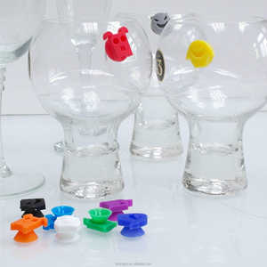 Identificador de copa de vino Ventosa Marcador de bebida Encantos Accesorios reutilizables para Bar Party - Product Image 3