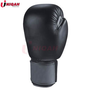 Gants gagnants Viky Industries en cuir rouge hautement personnalisés Gants de boxe de sport confortables avec conception d'entraînement au combat - Product Image 2